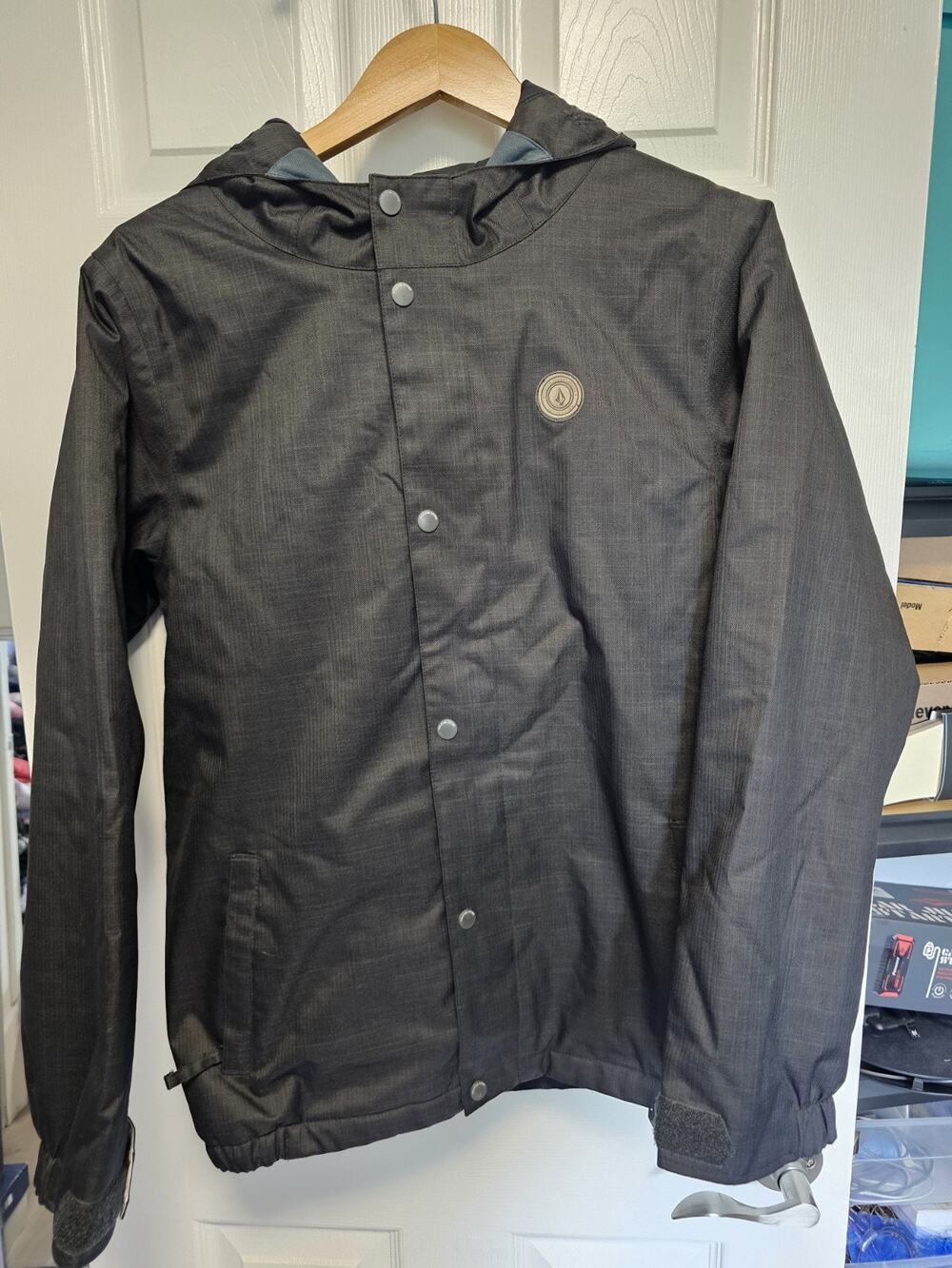 Volcom Youth Black Wolf Insulated Jacket Size XLarge